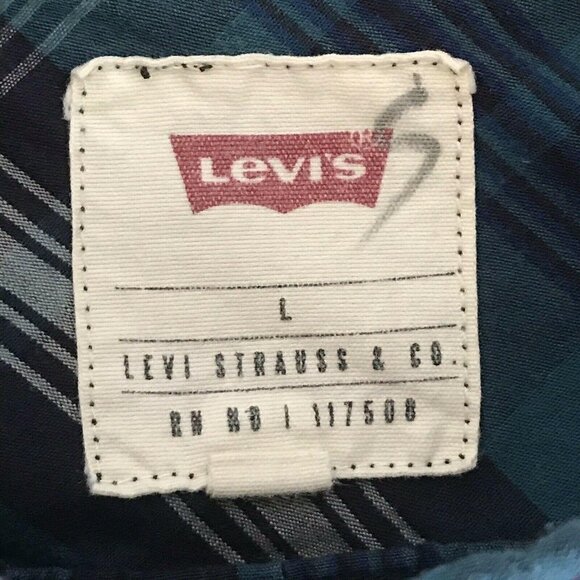 Vintage Levi's Blue Plaid Button Front LS Shirt Large Pocket Lightweight Logo - Picture 6 of 7